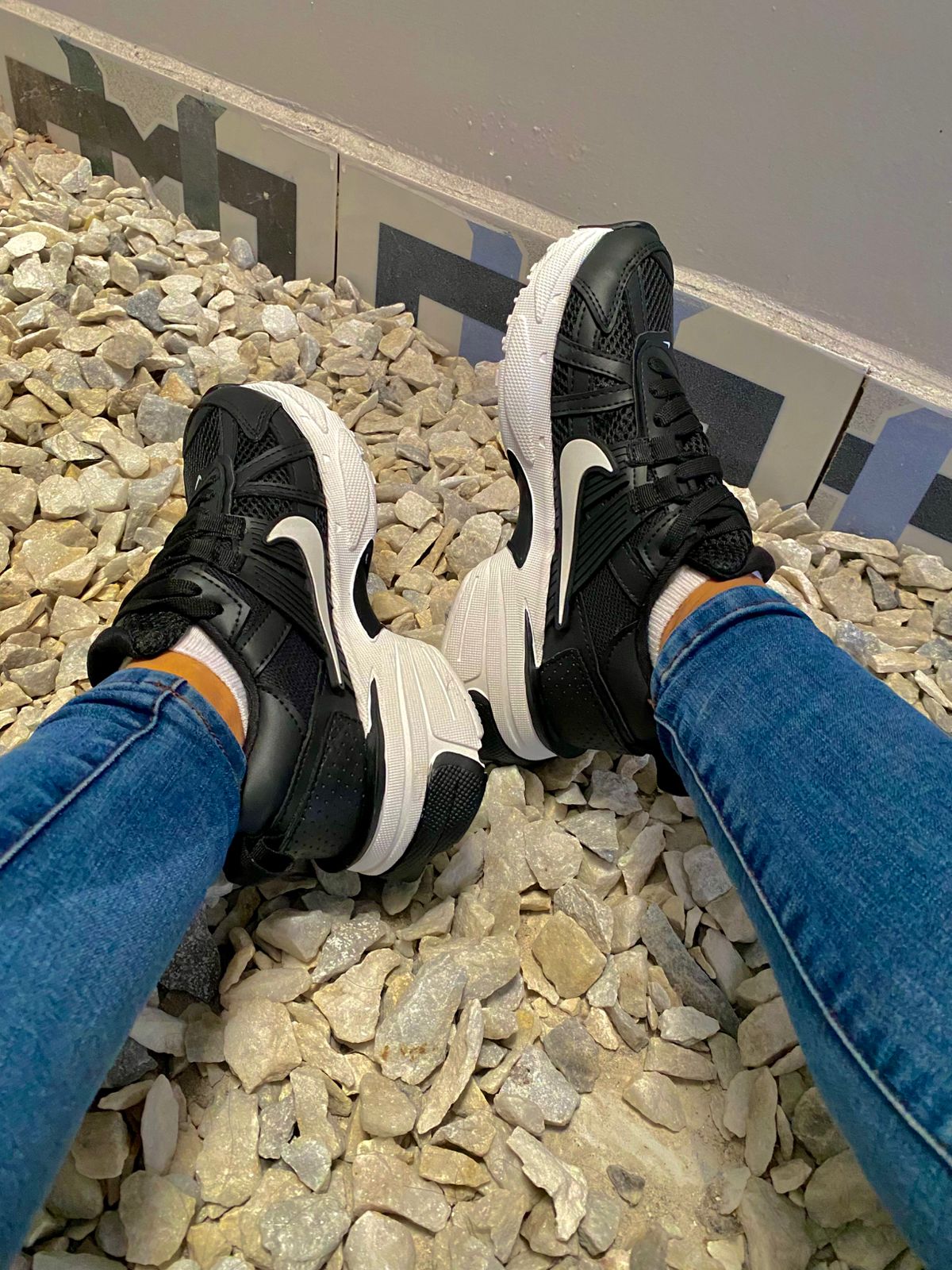 tenis negro unisex