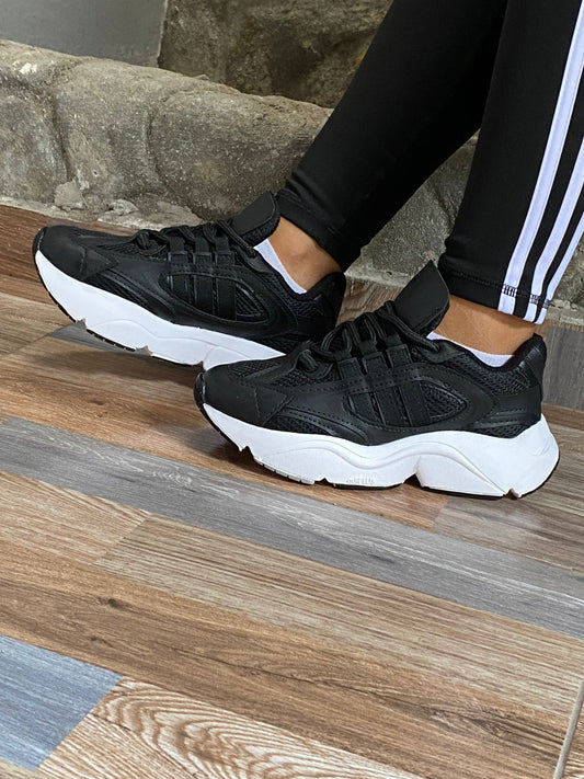 tenis negro unisex